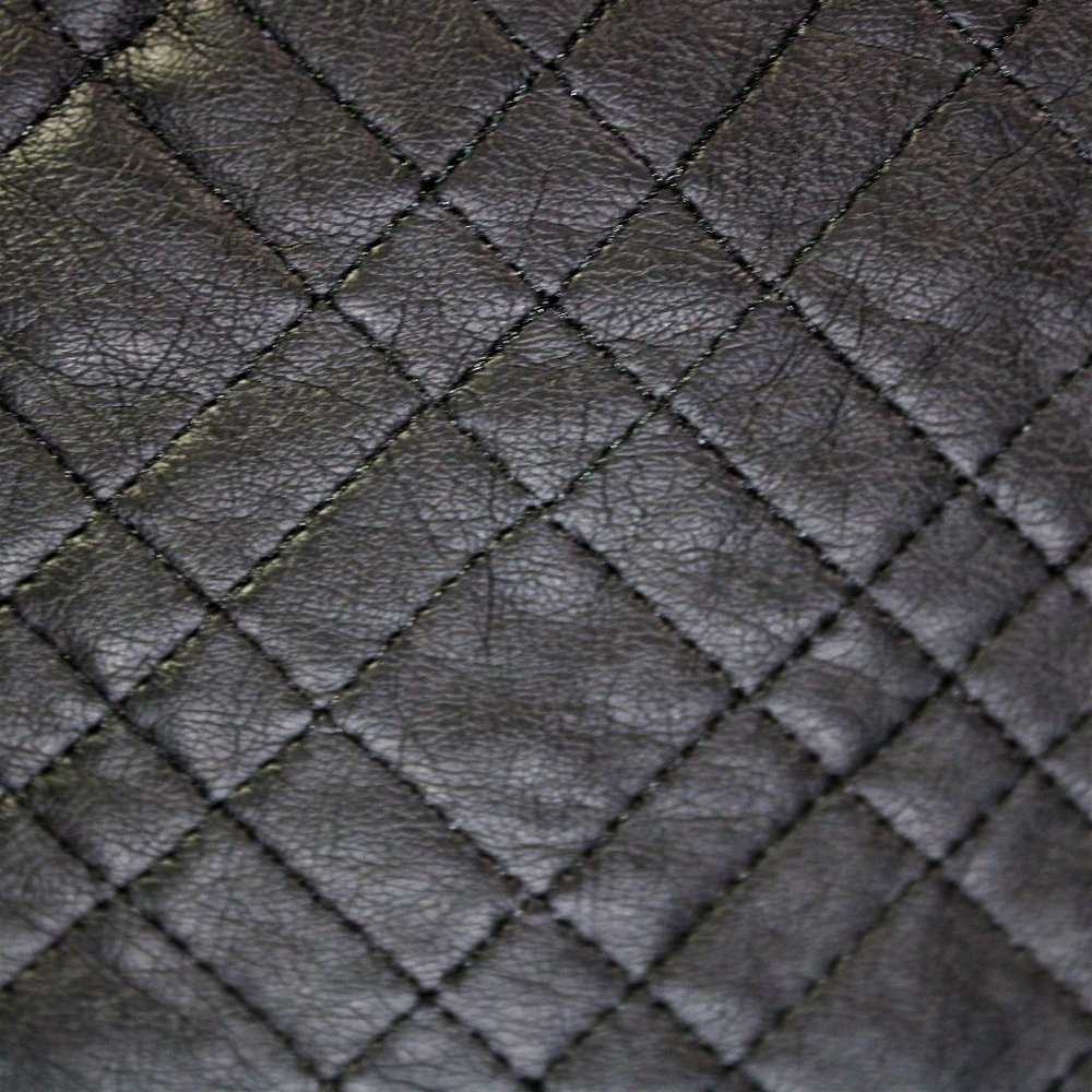 Forever 21 | Black Quilted Faux Leather Mini Skirt - Picture 3 of 4